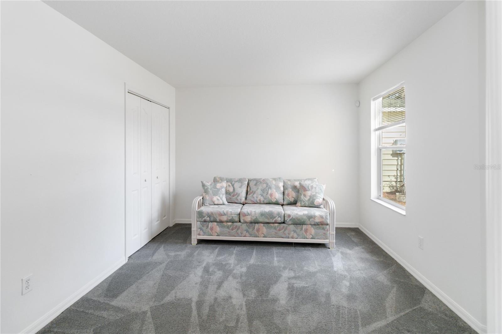 1402 AZTECA LOOP