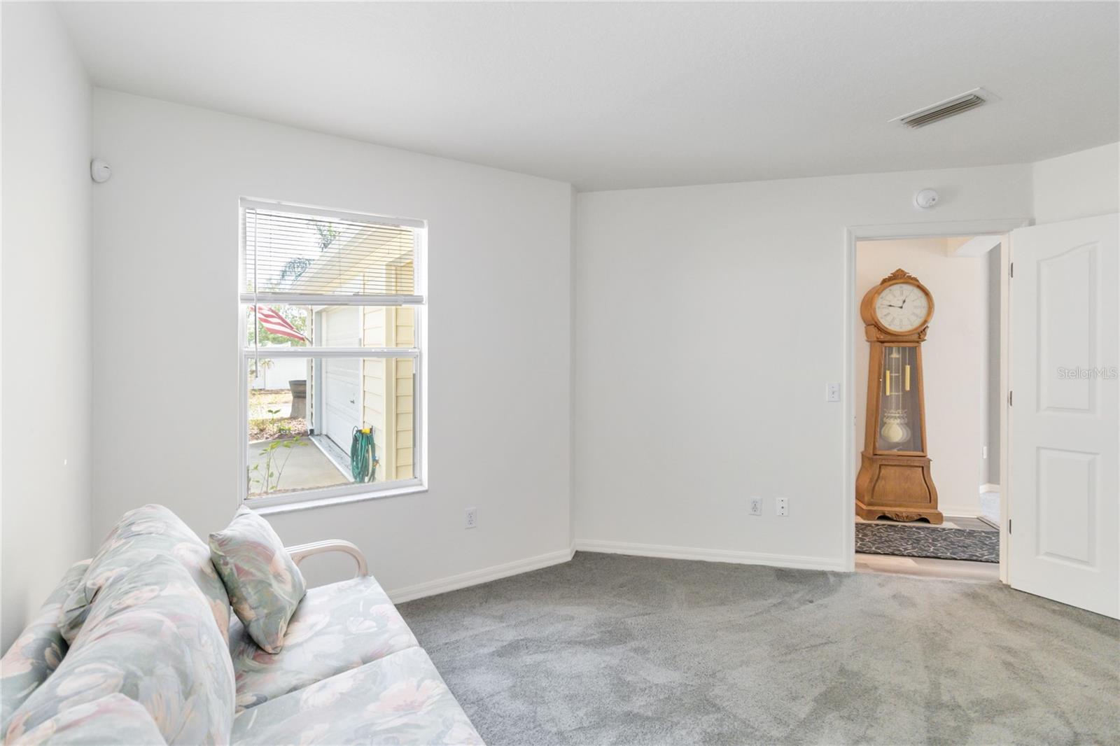1402 AZTECA LOOP