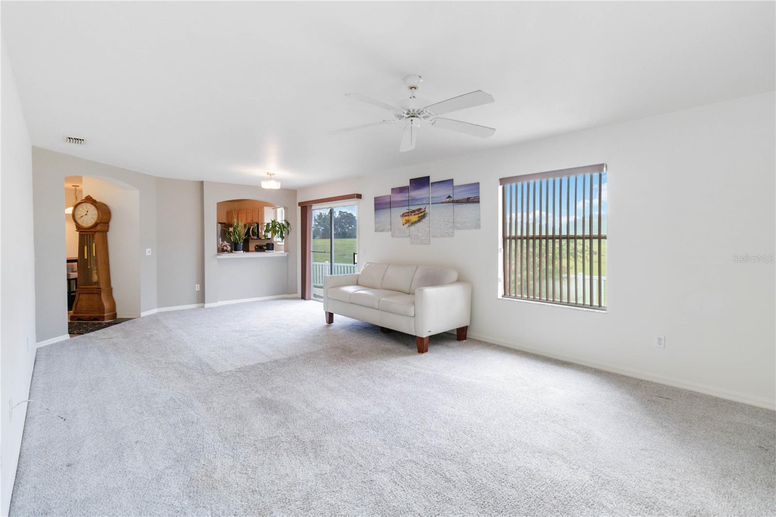 1402 AZTECA LOOP
