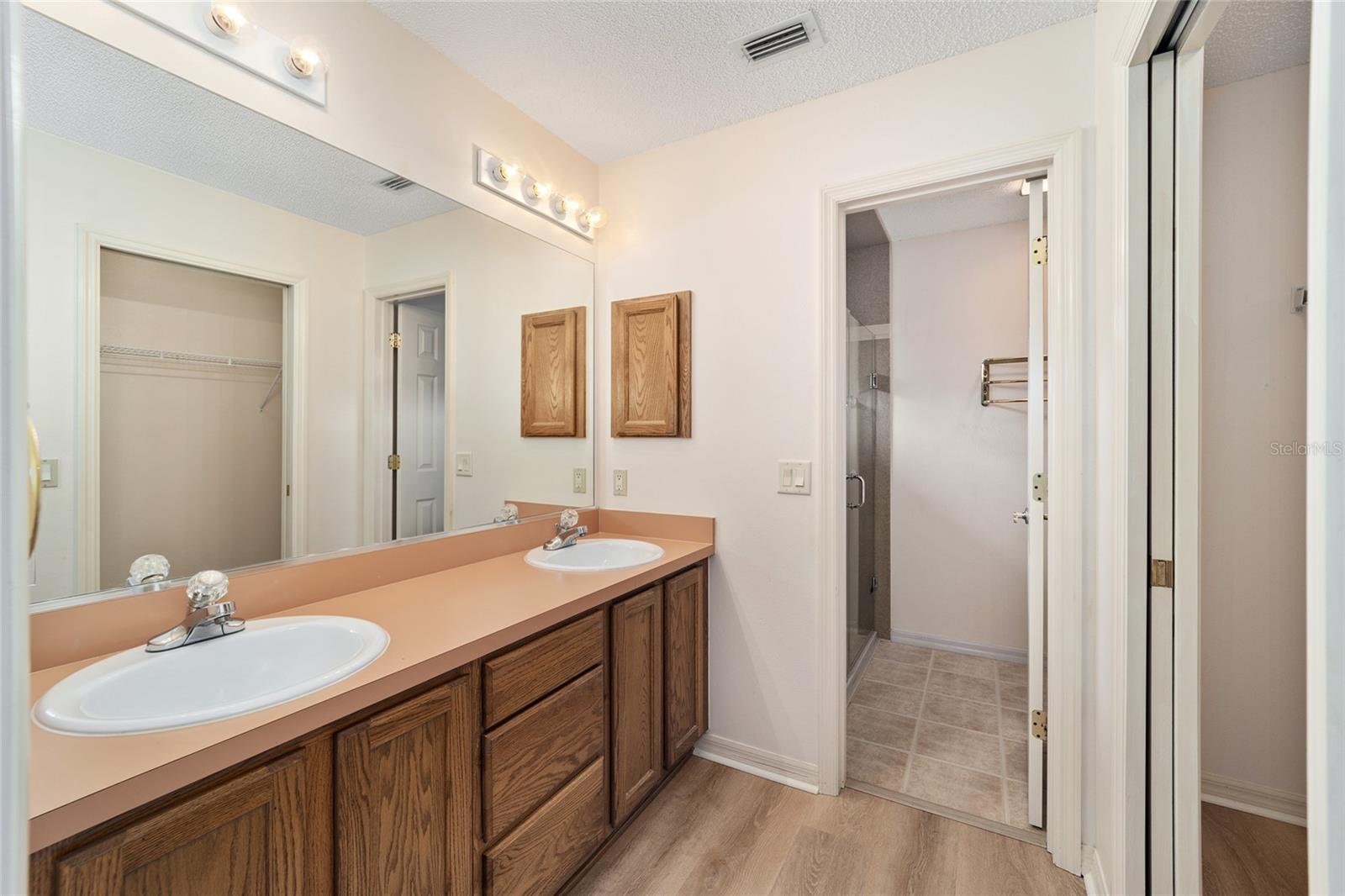 2117 BARBOSA CT