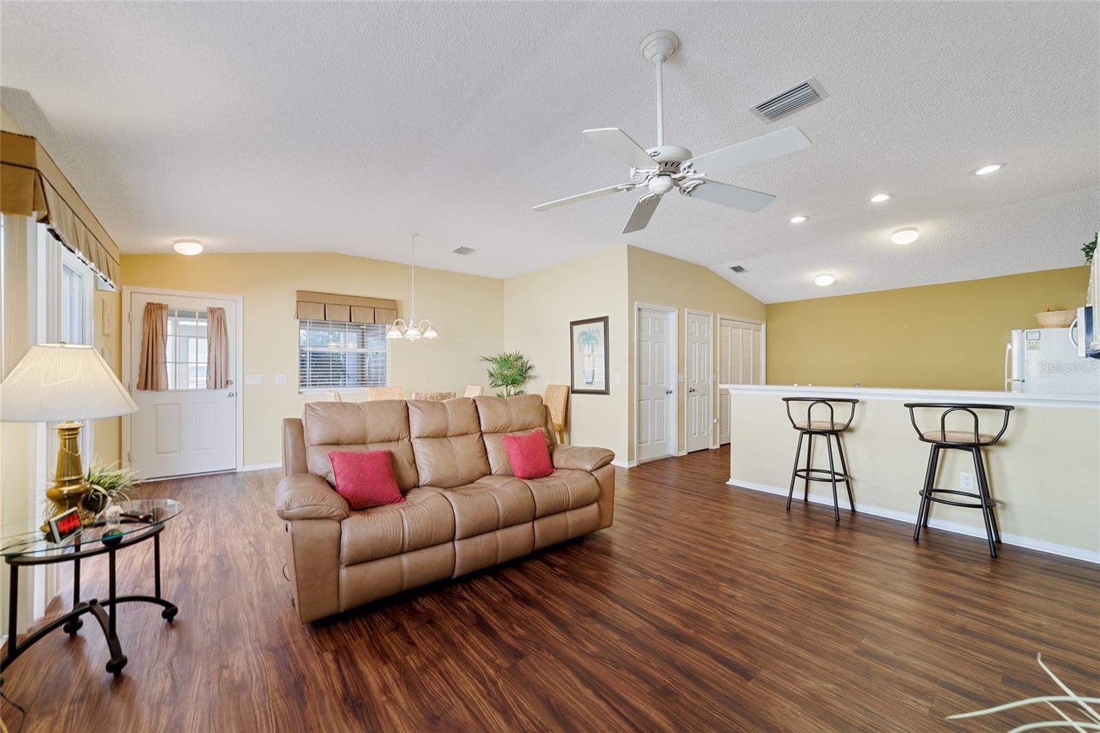 2467 UTICA WAY