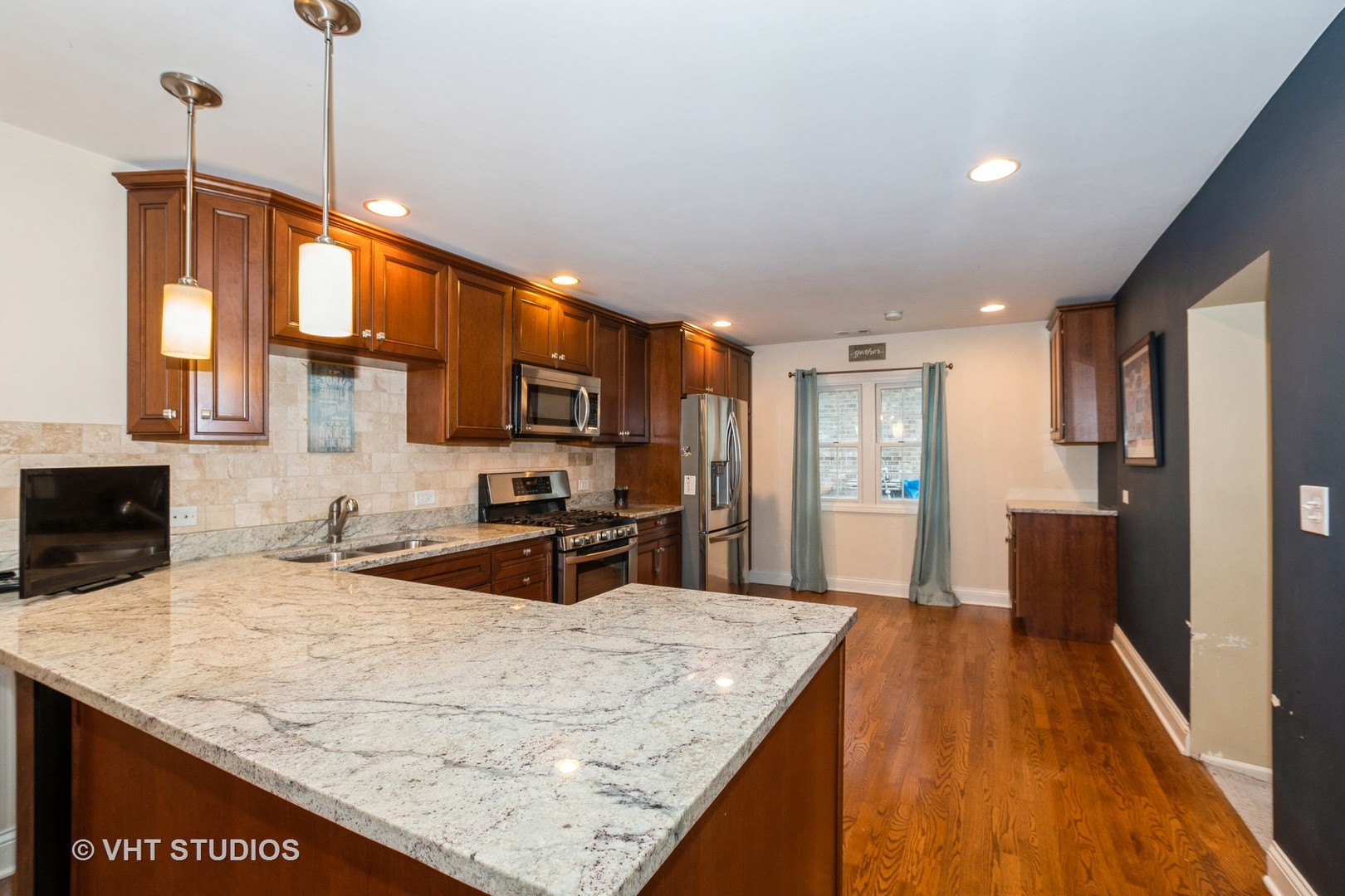 9924 Elm Circle Drive