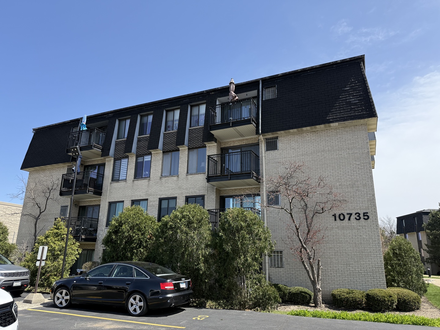 10735 5th Ave Cut Off Unit: 202