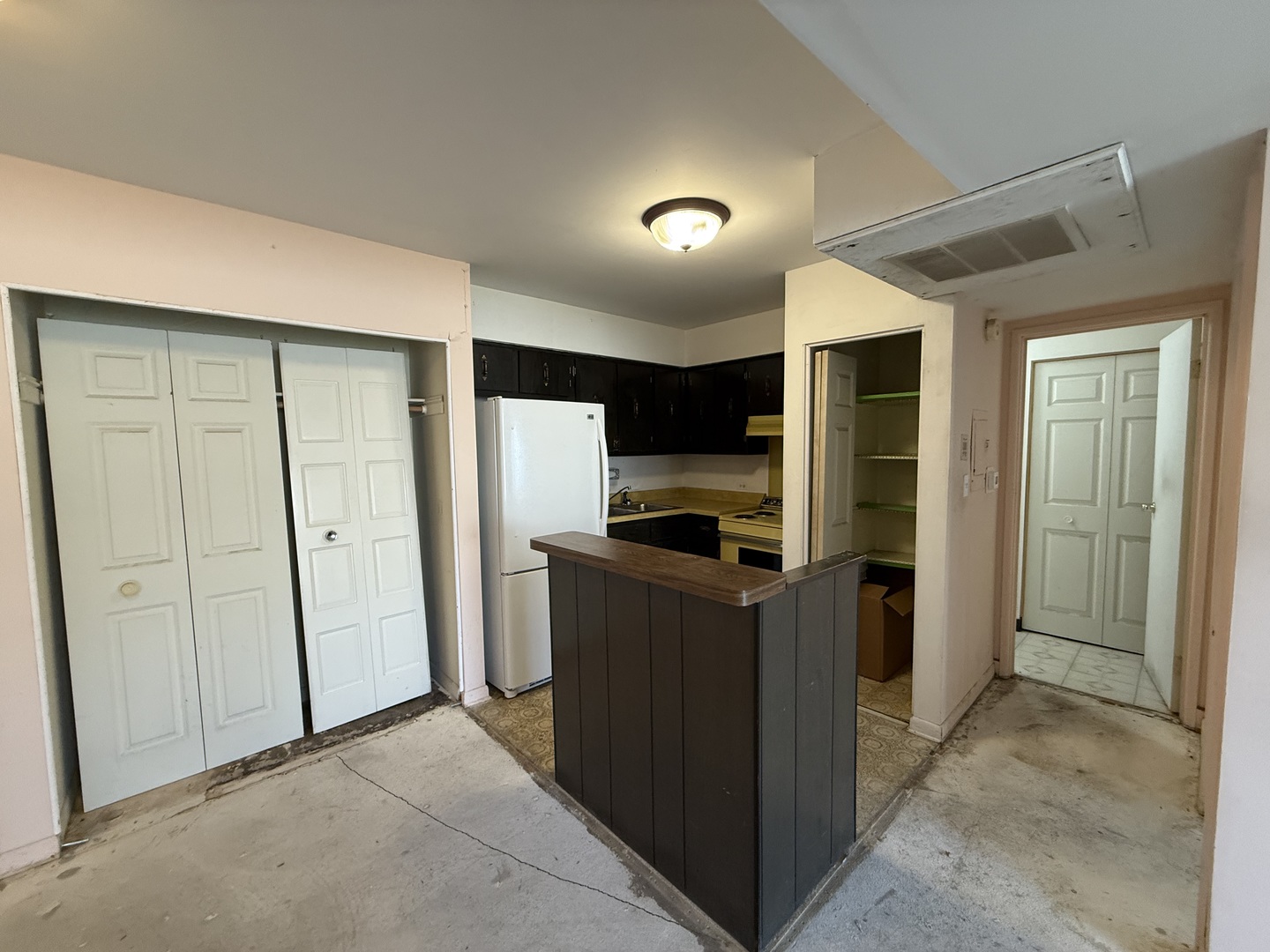 10735 5th Ave Cut Off Unit: 202