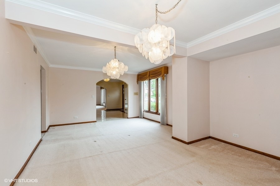 227 Wood Glen Lane