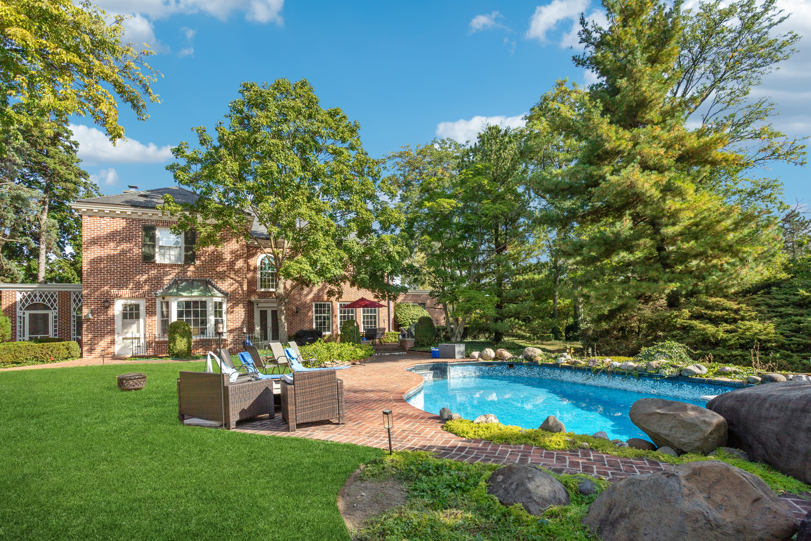 1053 Laurie Lane