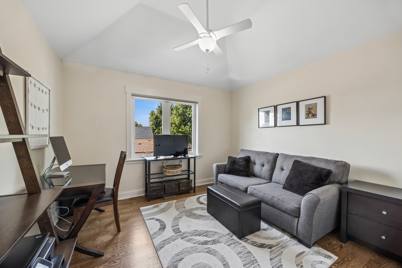 5137 S Mobile Avenue