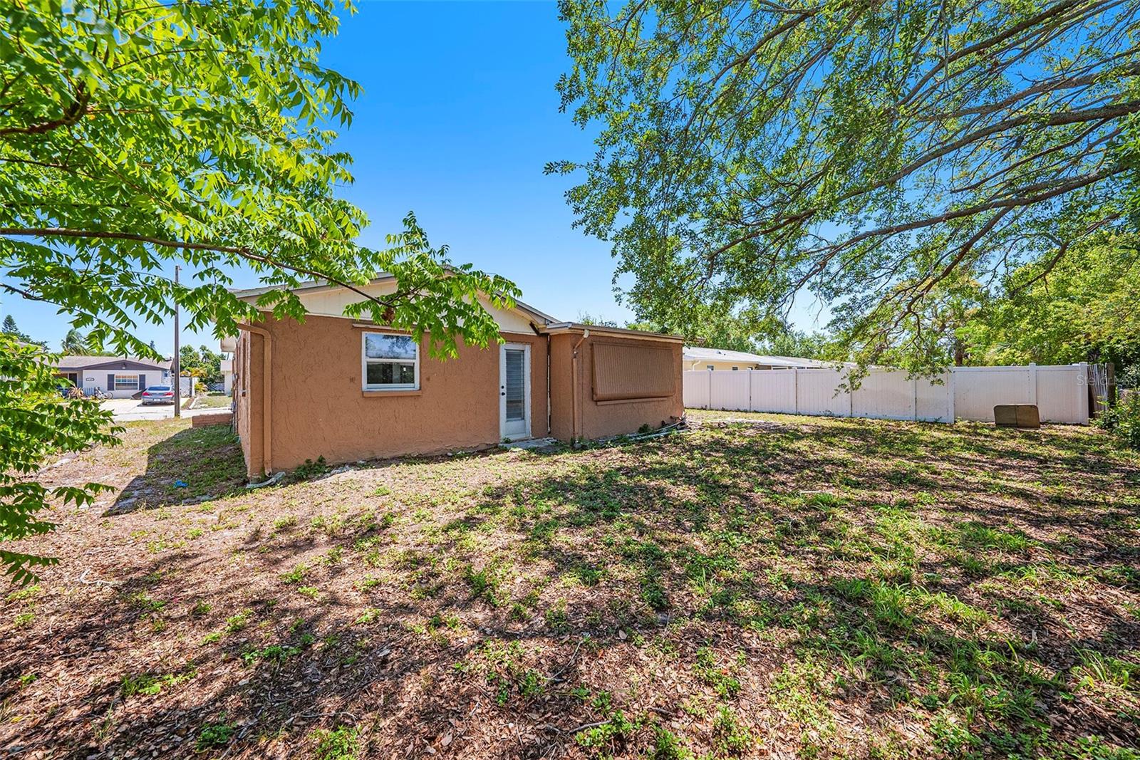 1051 NORMANDY BLVD
