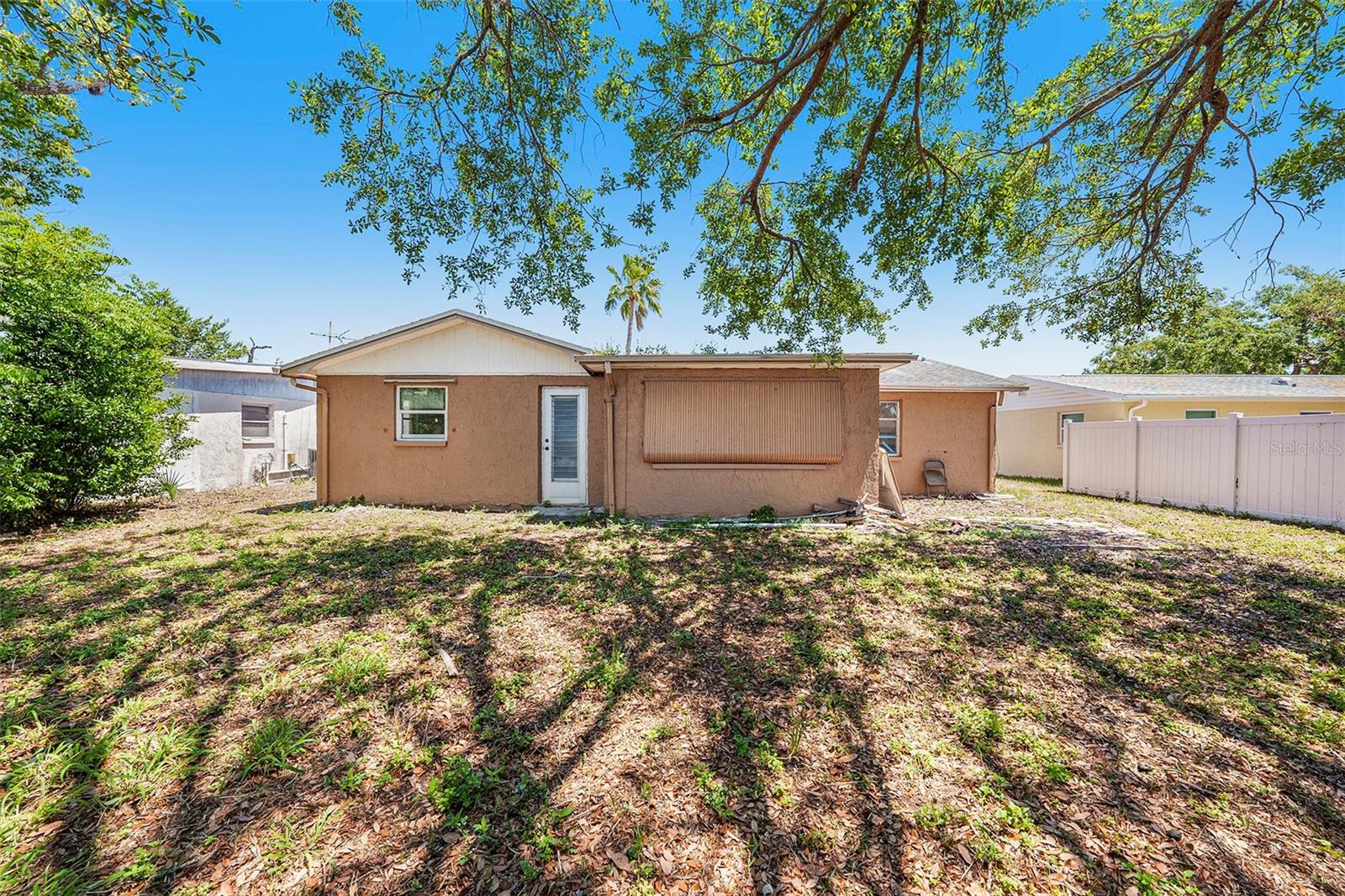 1051 NORMANDY BLVD