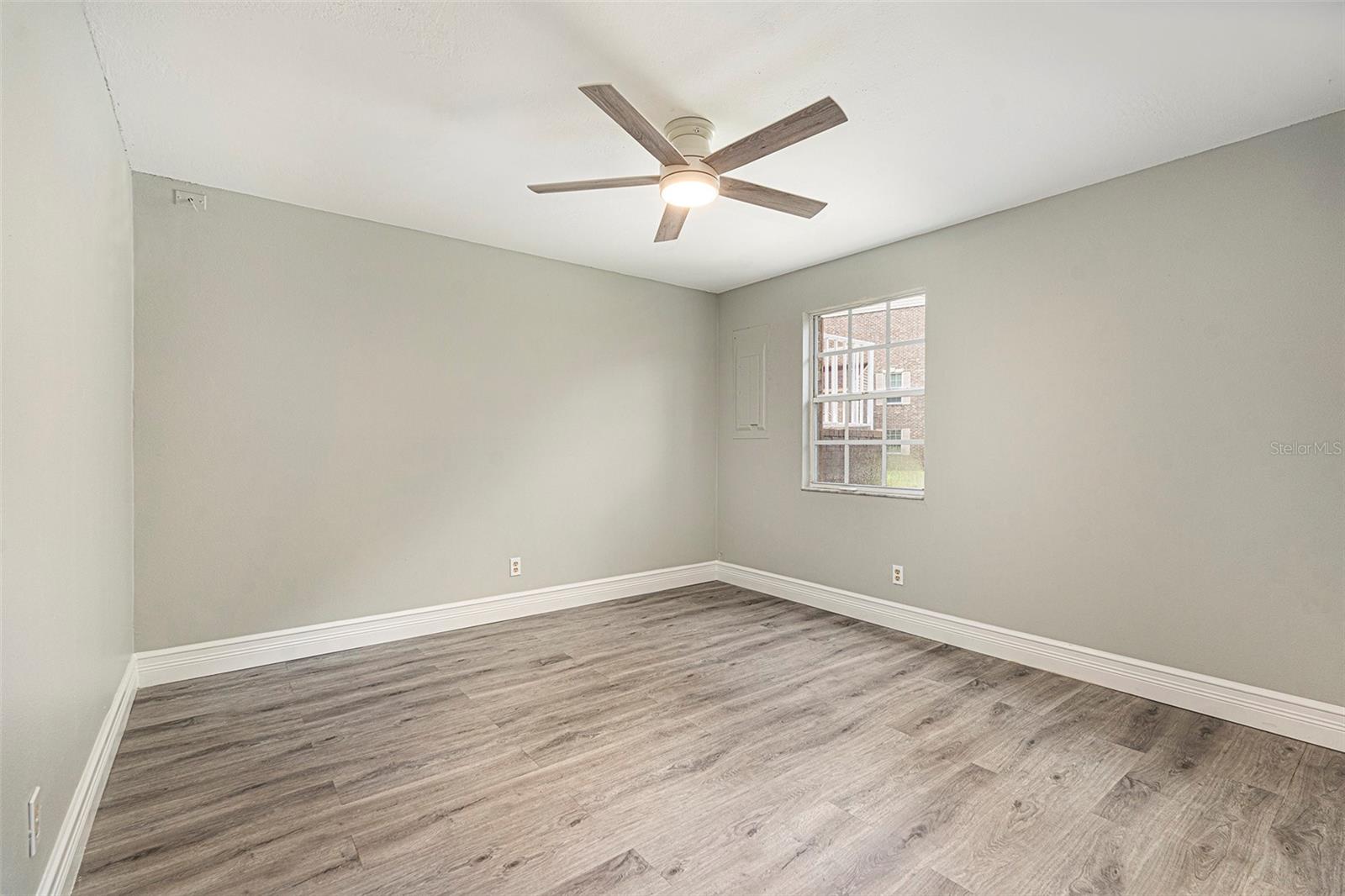 4117 DAVENTRY LN