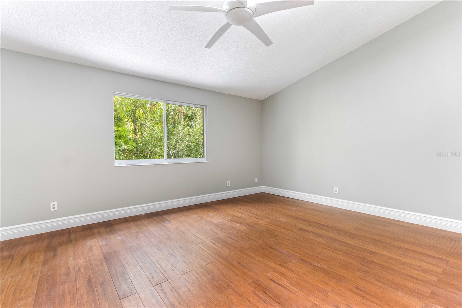 4117 DAVENTRY LN