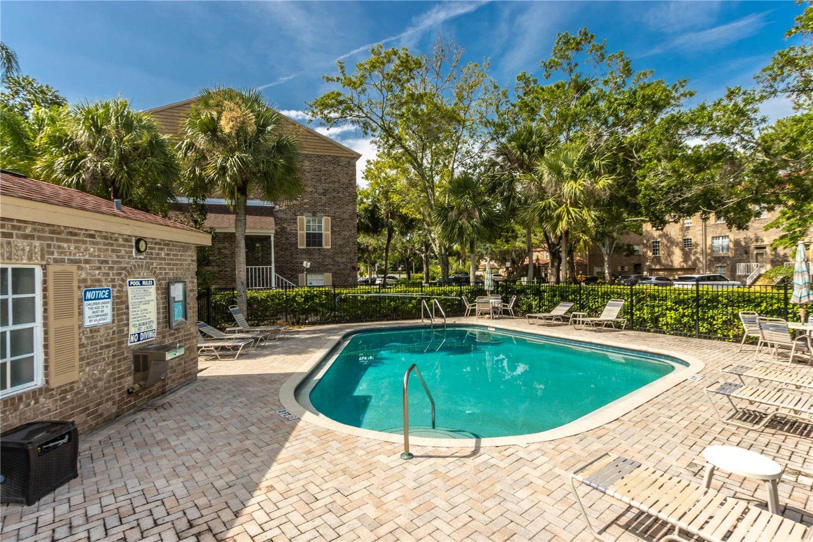 4117 DAVENTRY LN