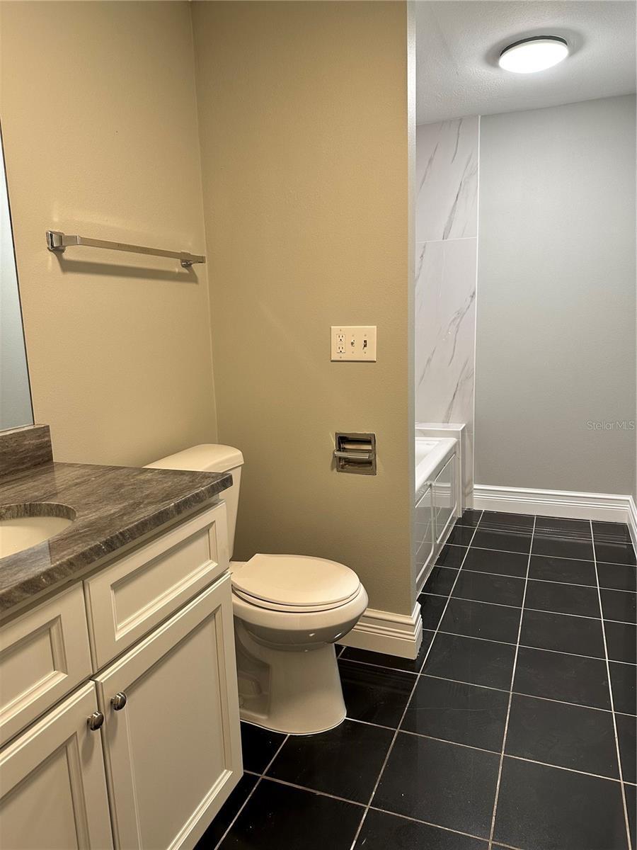4117 DAVENTRY LN