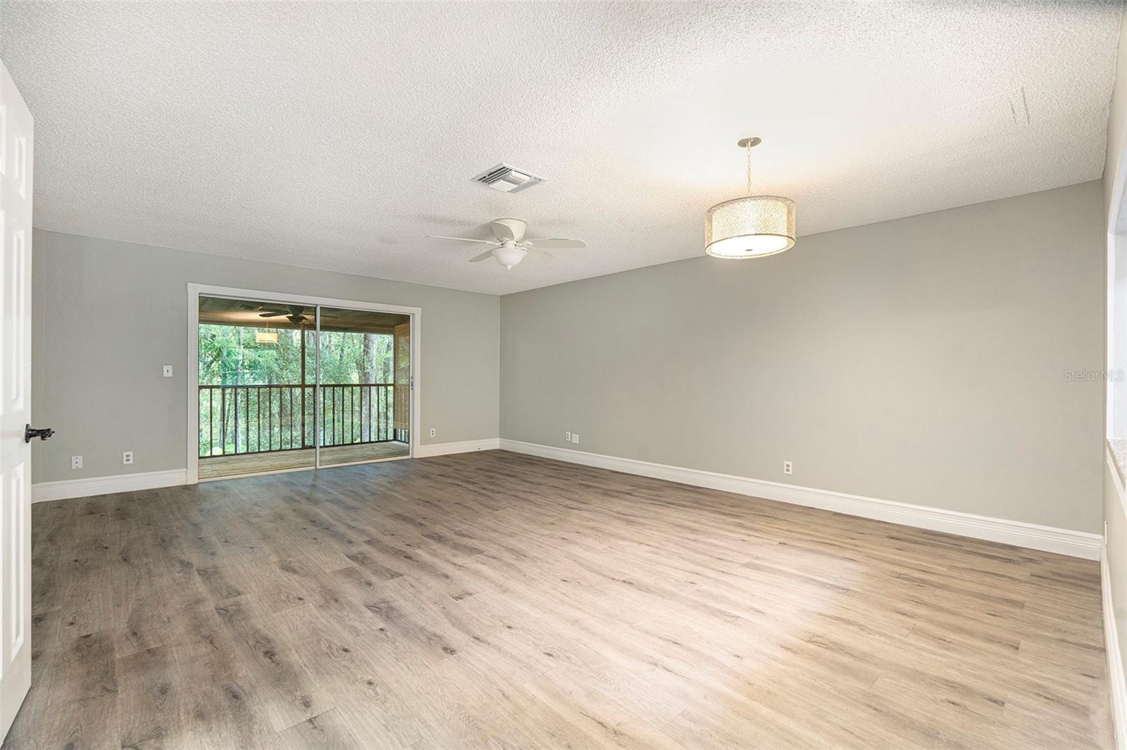 4117 DAVENTRY LN