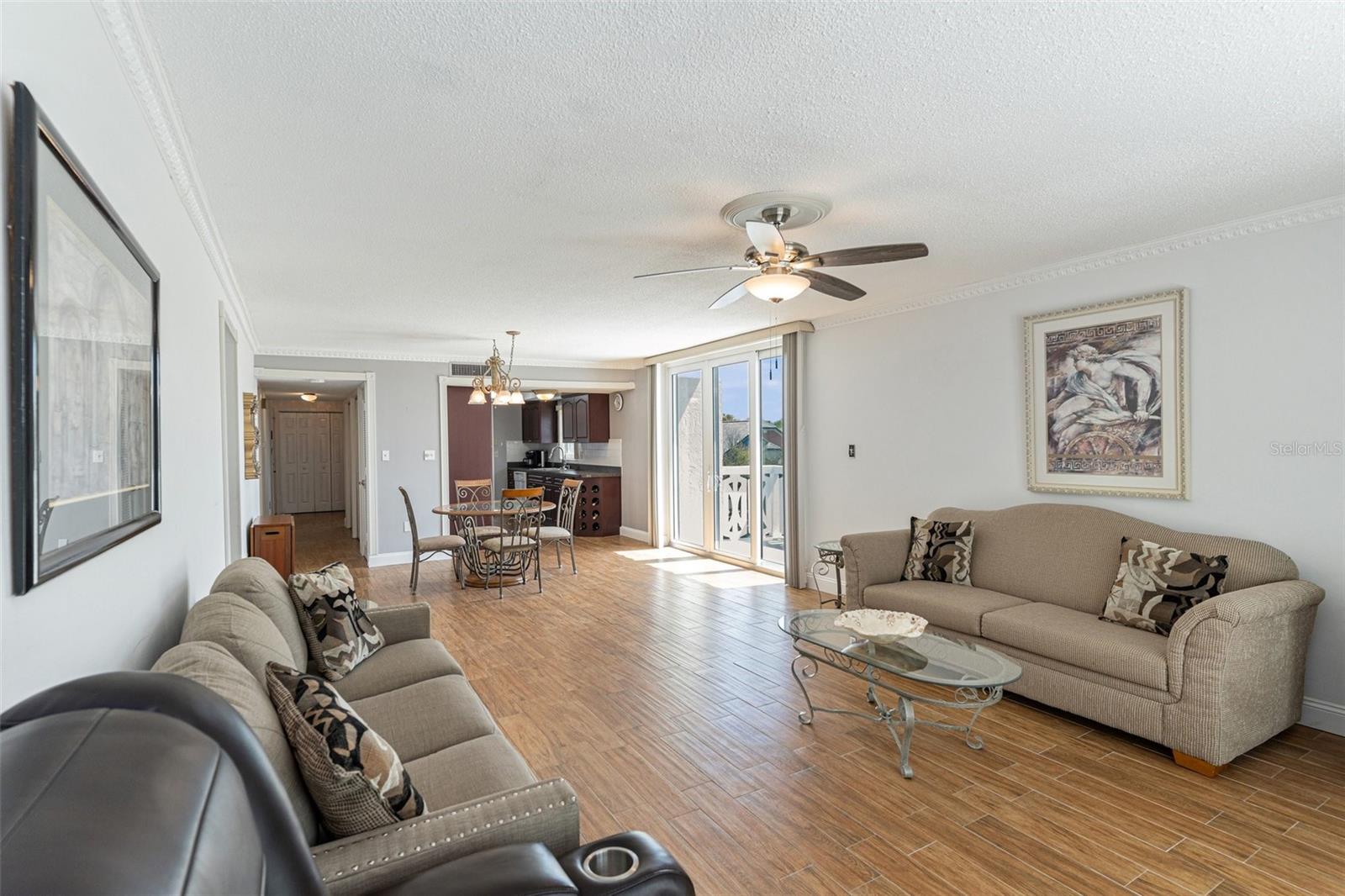 2612 PEARCE DR #301
