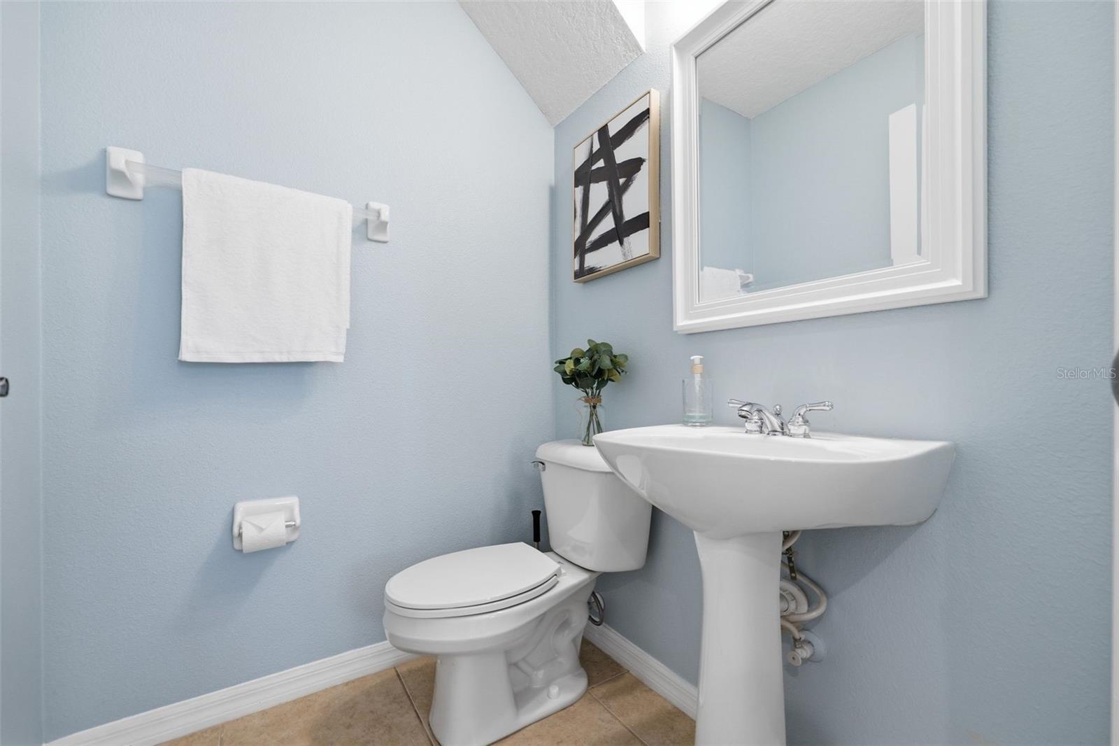 98 S HIGHLAND AVE #102
