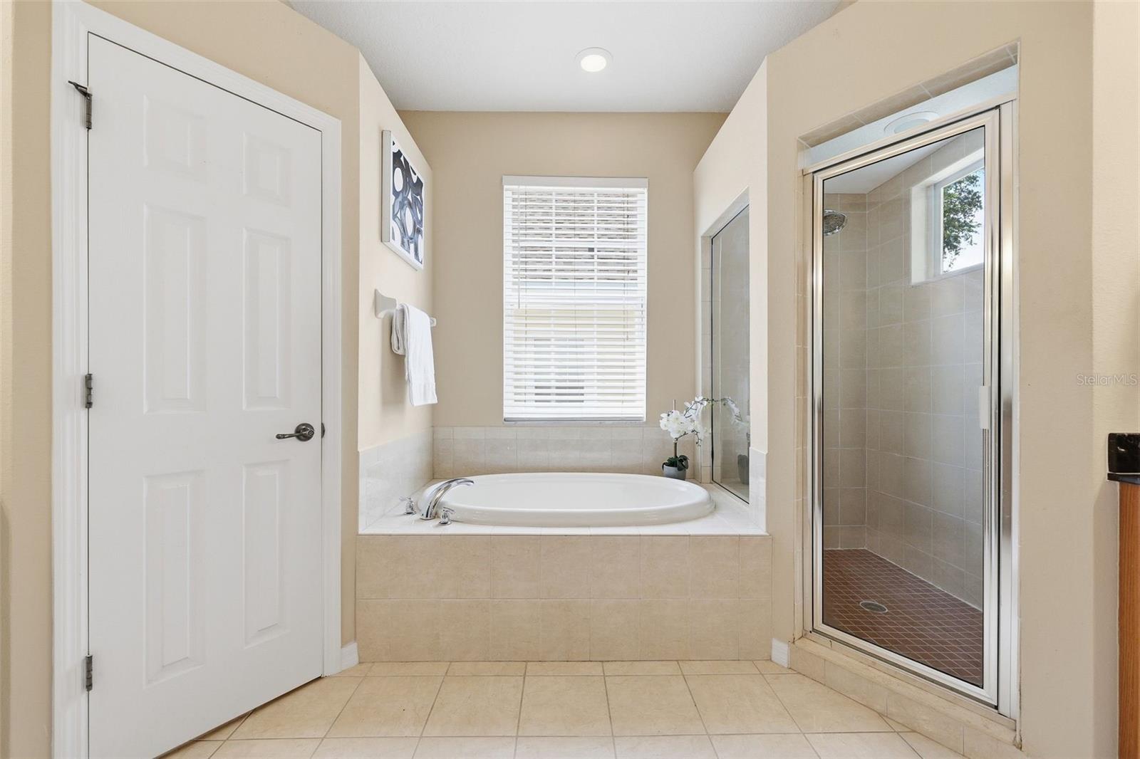 98 S HIGHLAND AVE #102
