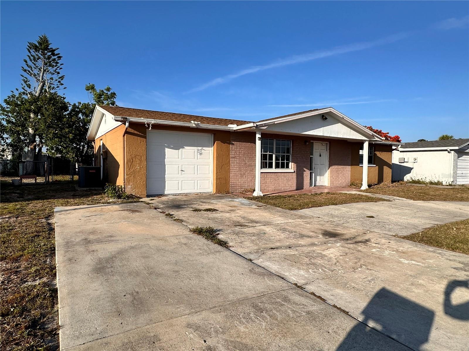 3215 BRIGHT DR