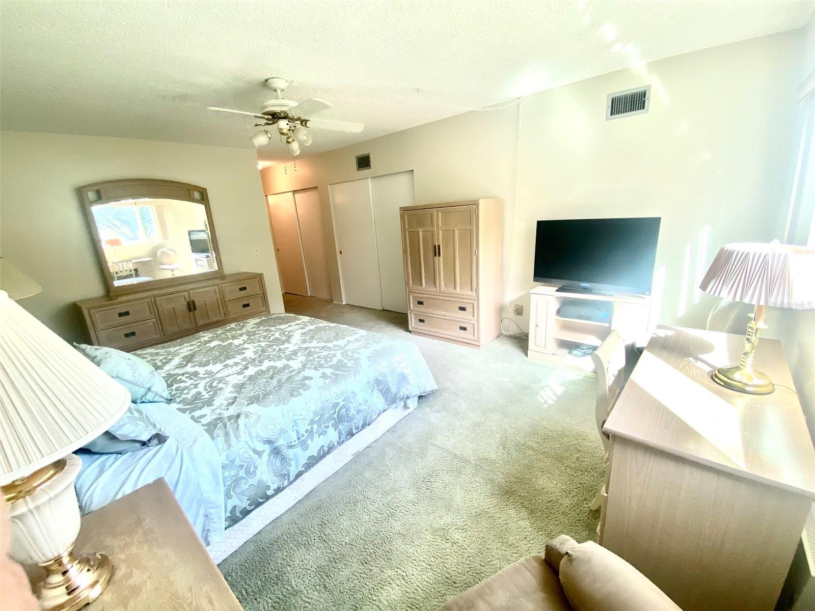 2340 GRECIAN WAY #38