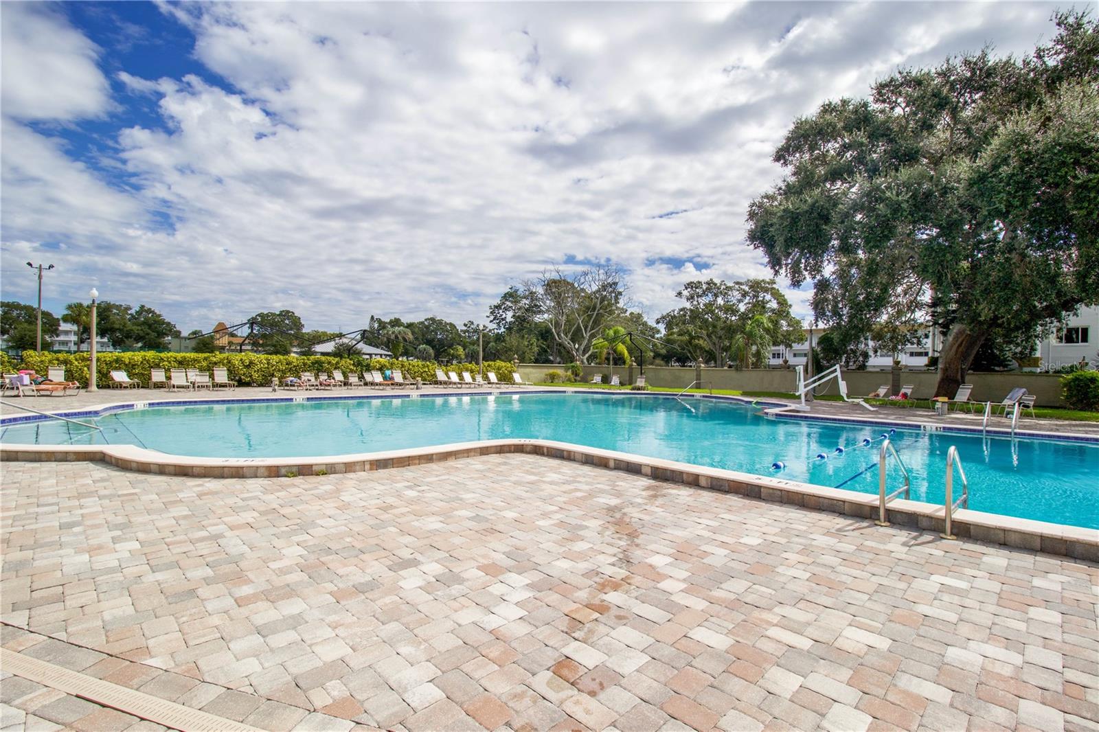 2340 GRECIAN WAY #38