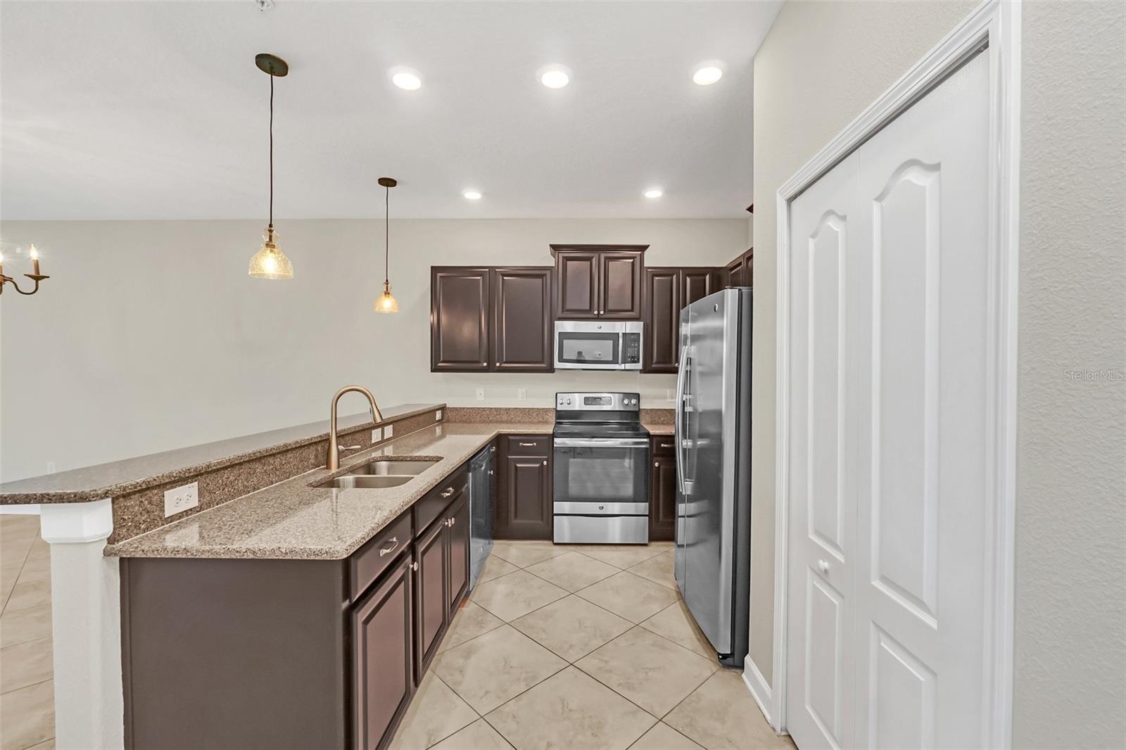 8972 AZALEA SANDS LN #8972