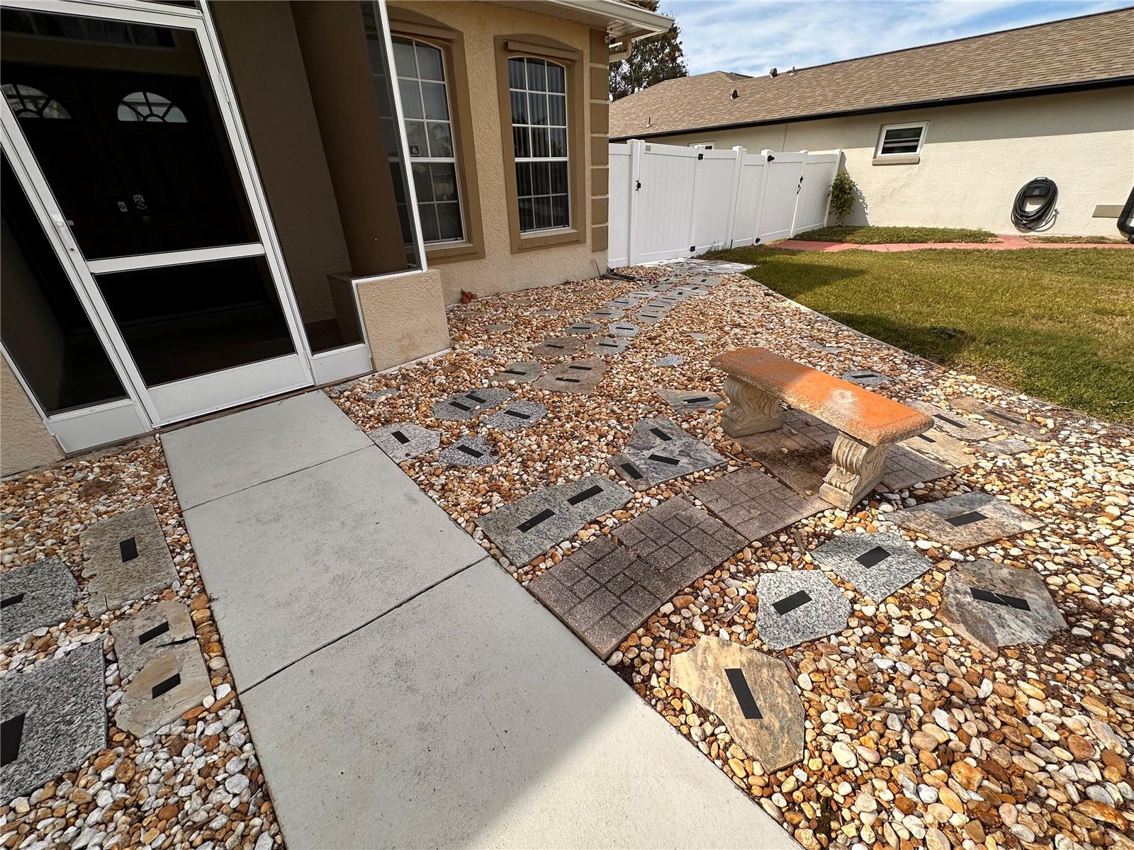 4878 ZION DR