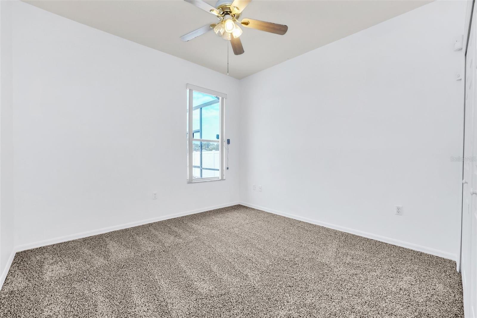 4878 ZION DR