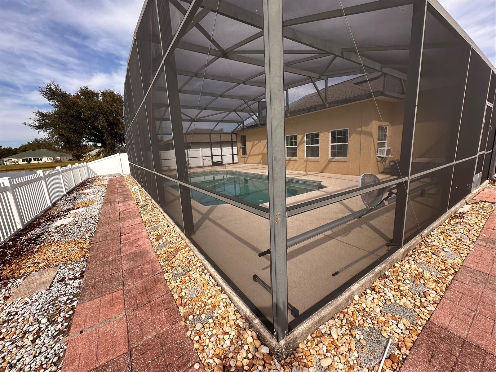 4878 ZION DR