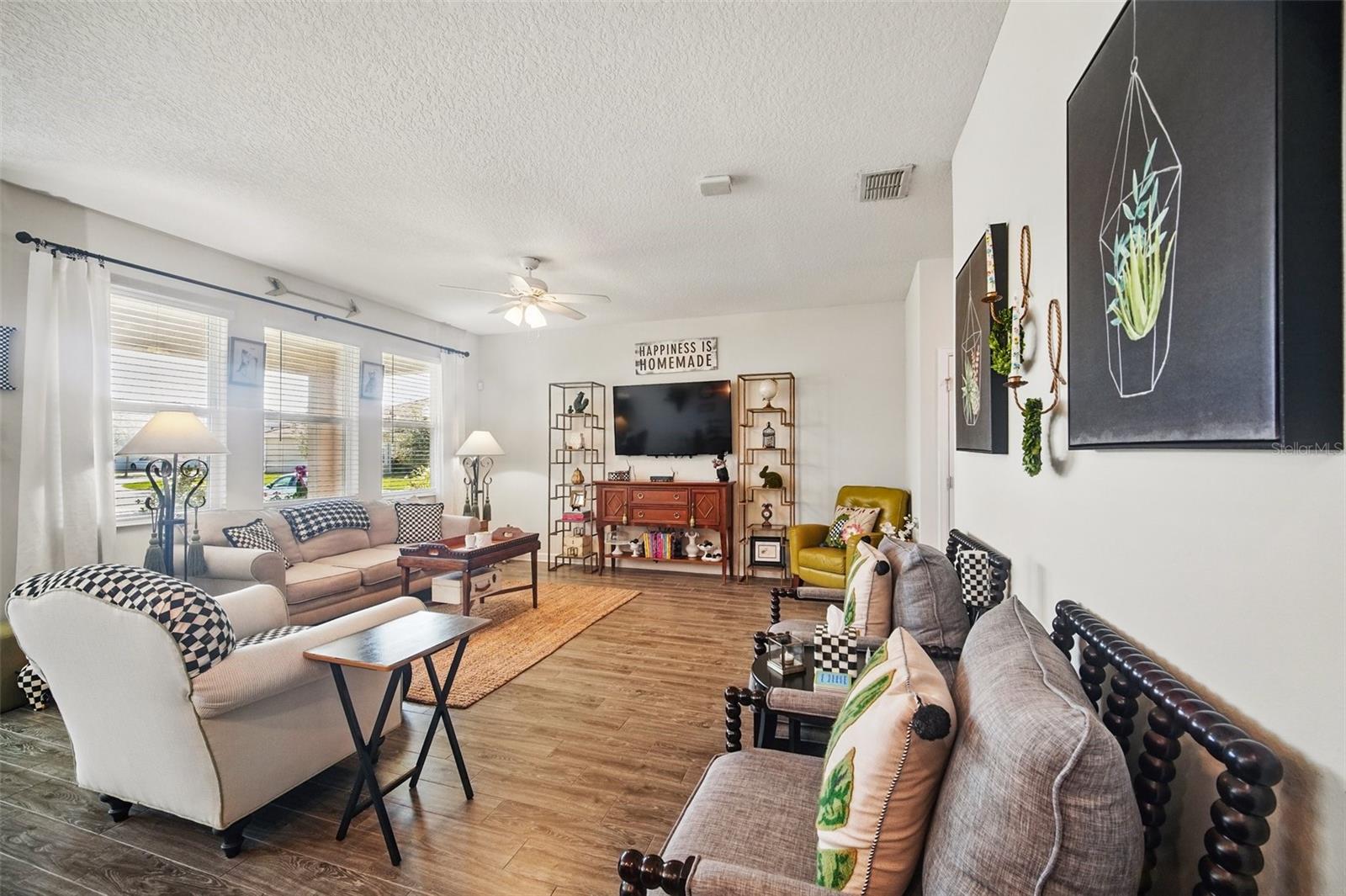1107 TRAPPERS TRAIL LOOP