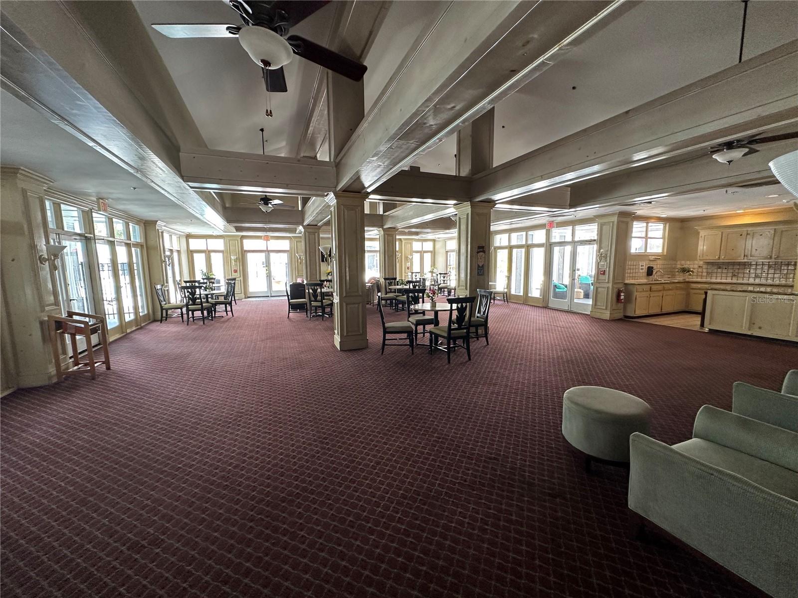 3100 PARKWAY BLVD #123