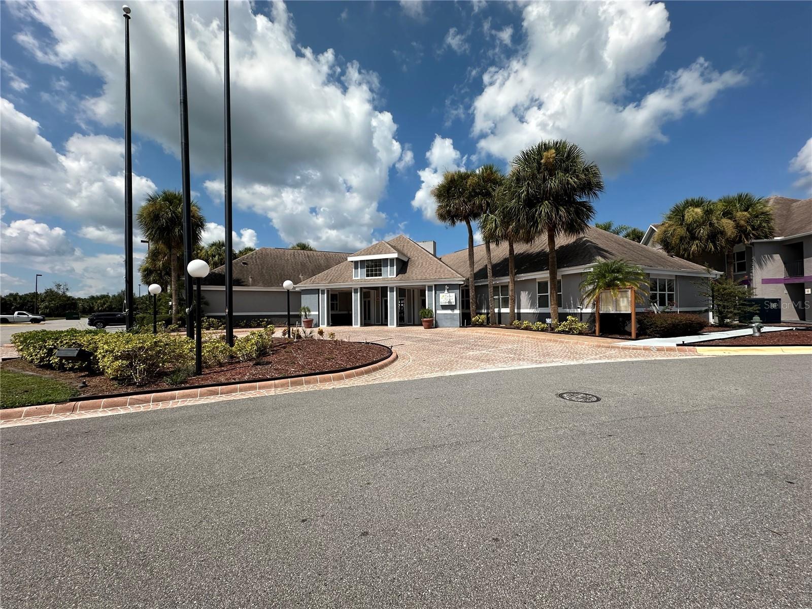 3100 PARKWAY BLVD #123