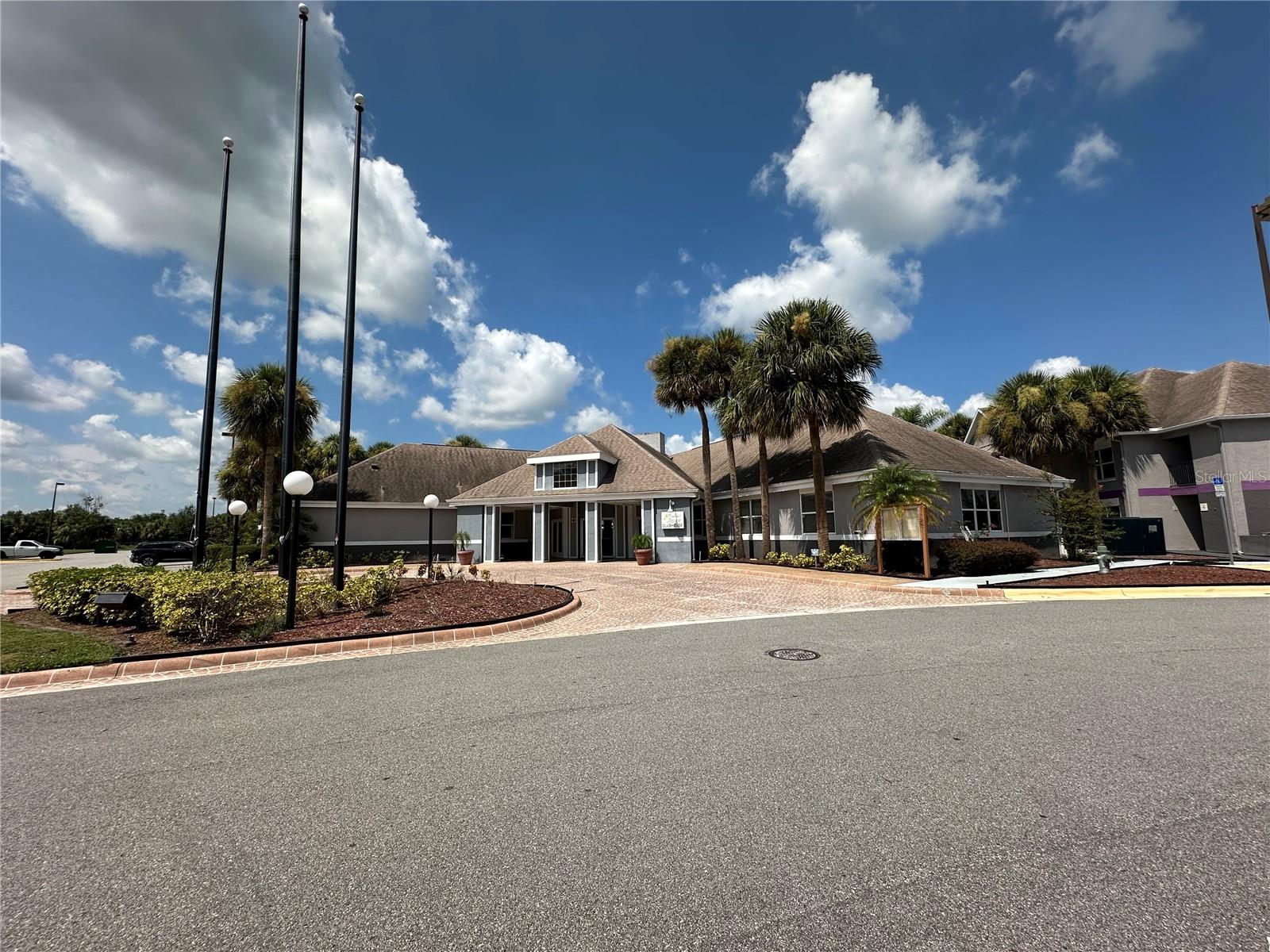 3100 PARKWAY BLVD #123