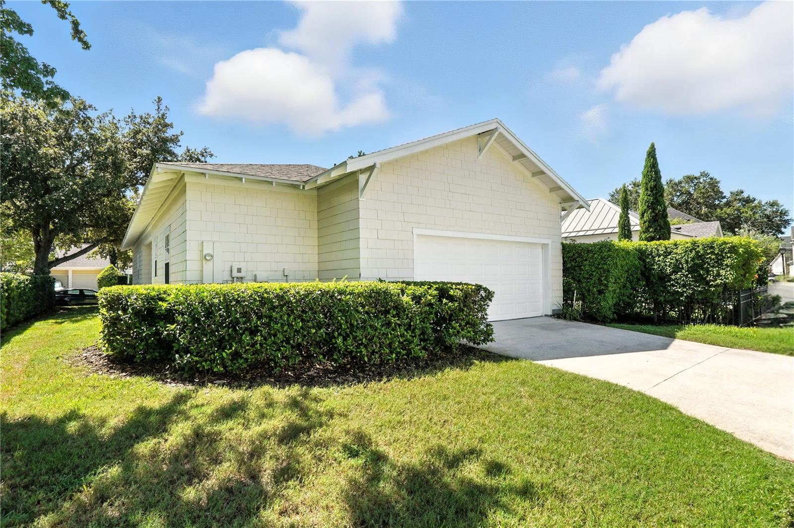 912 PAWSTAND RD