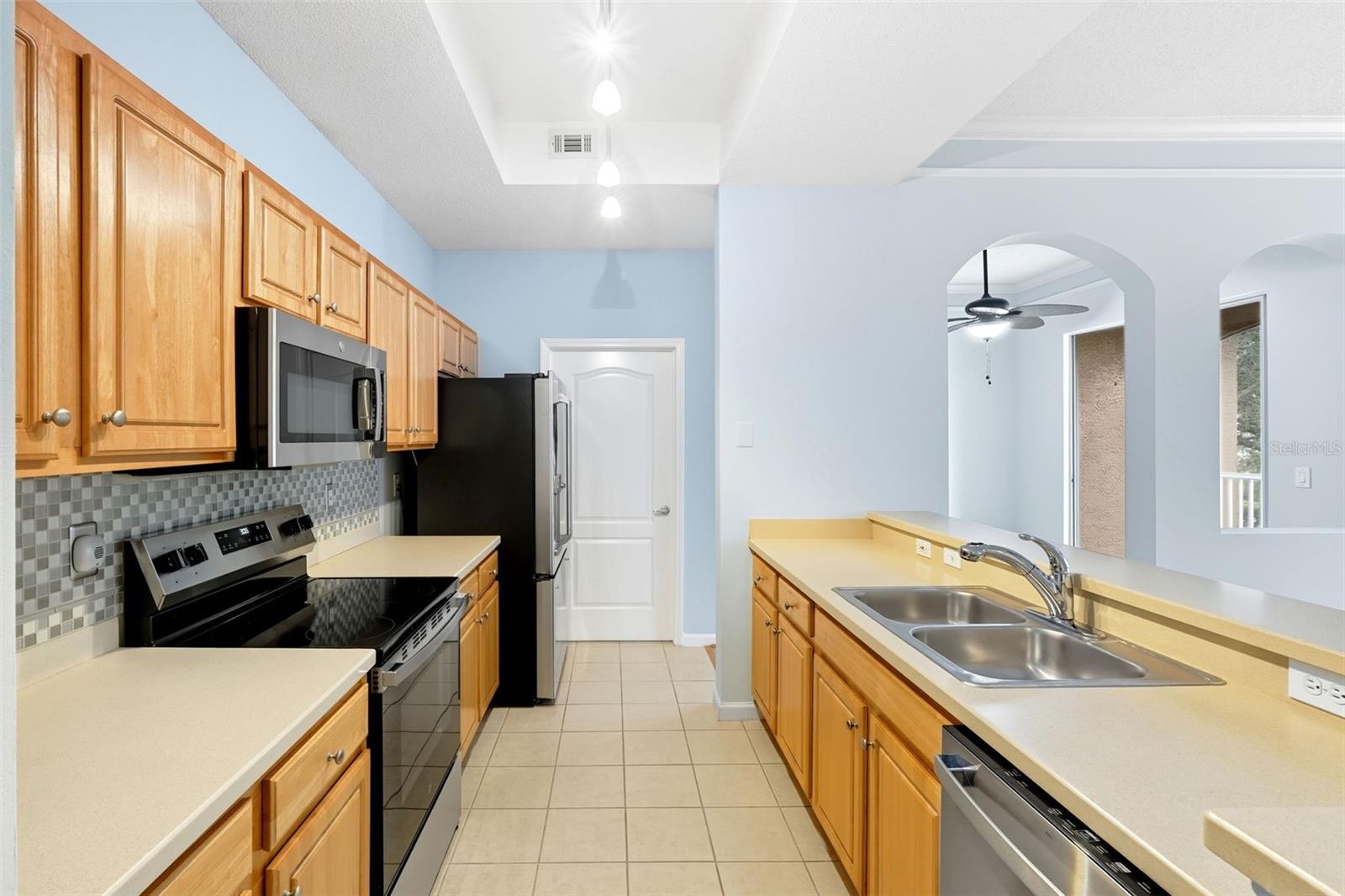 12204 WILD IRIS WAY #110