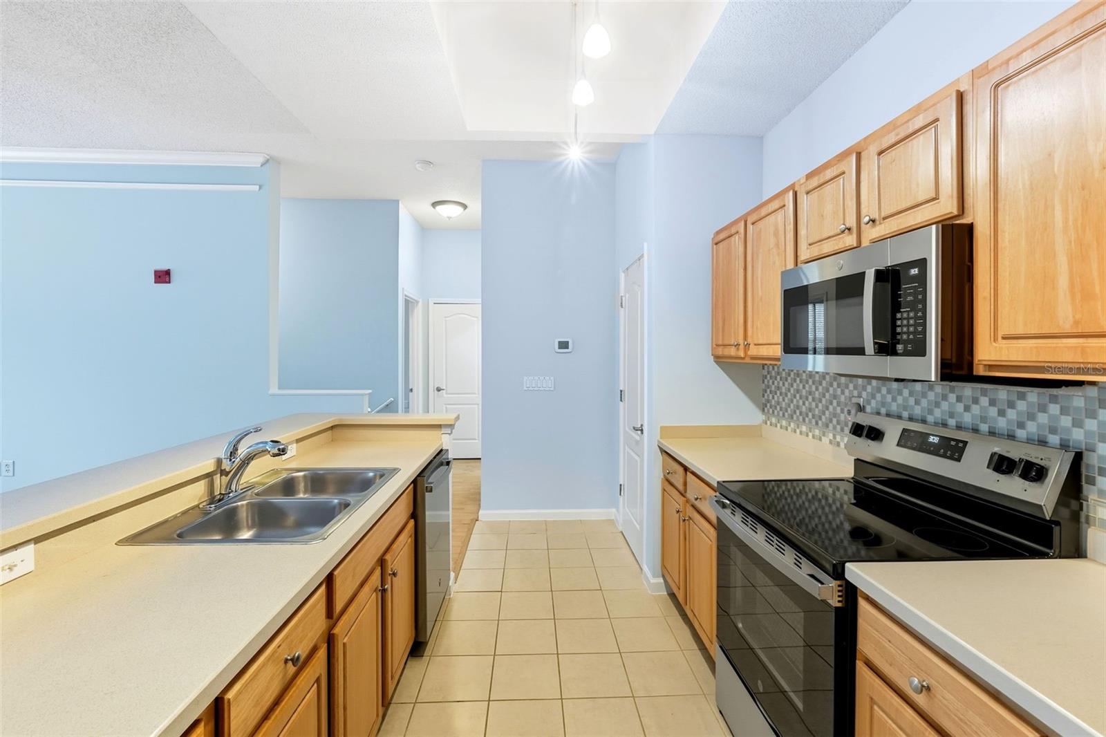 12204 WILD IRIS WAY #110