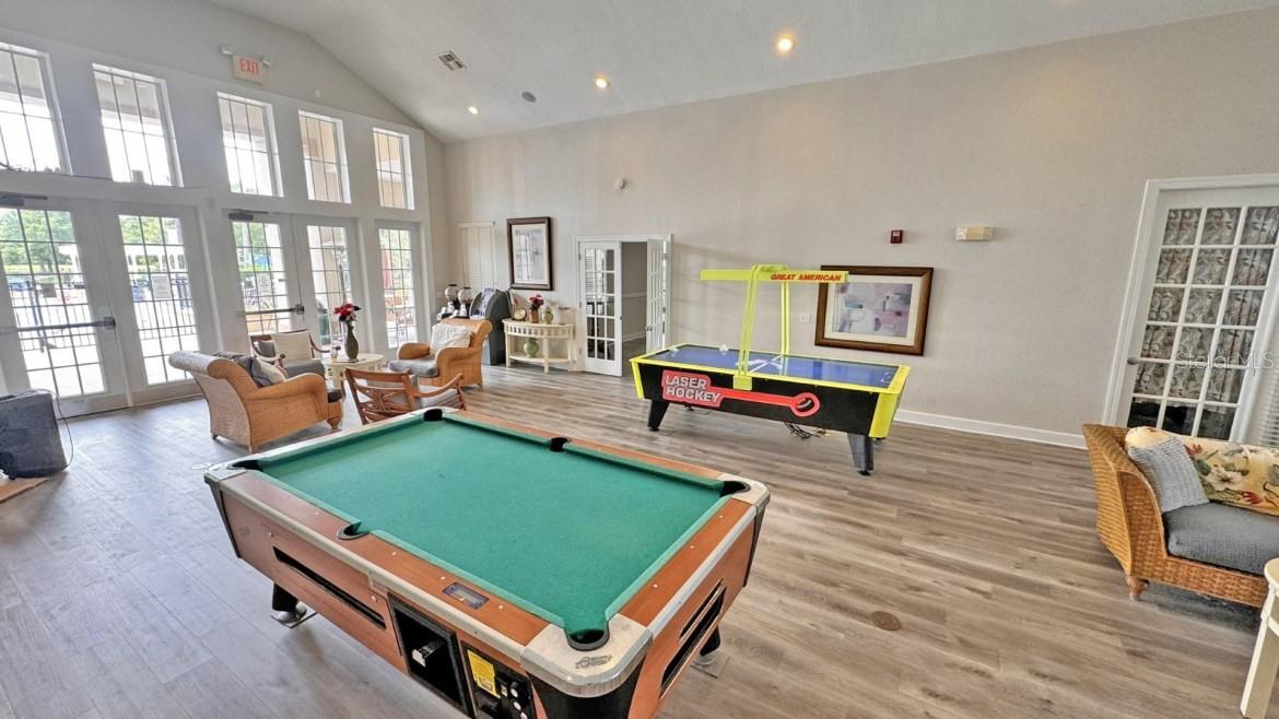 4564 YELLOWGOLD RD E #106