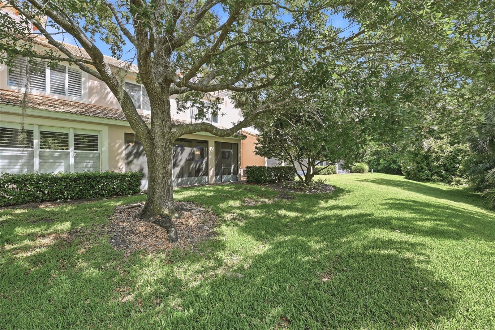 8334 RIVERDALE LN #10320