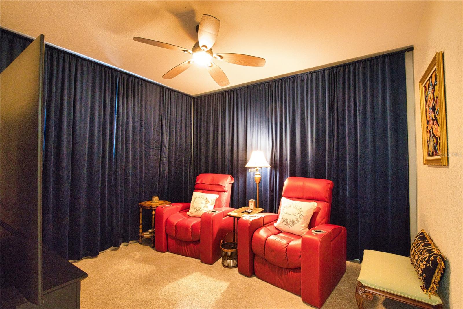 10110 CREEKSIDE DR