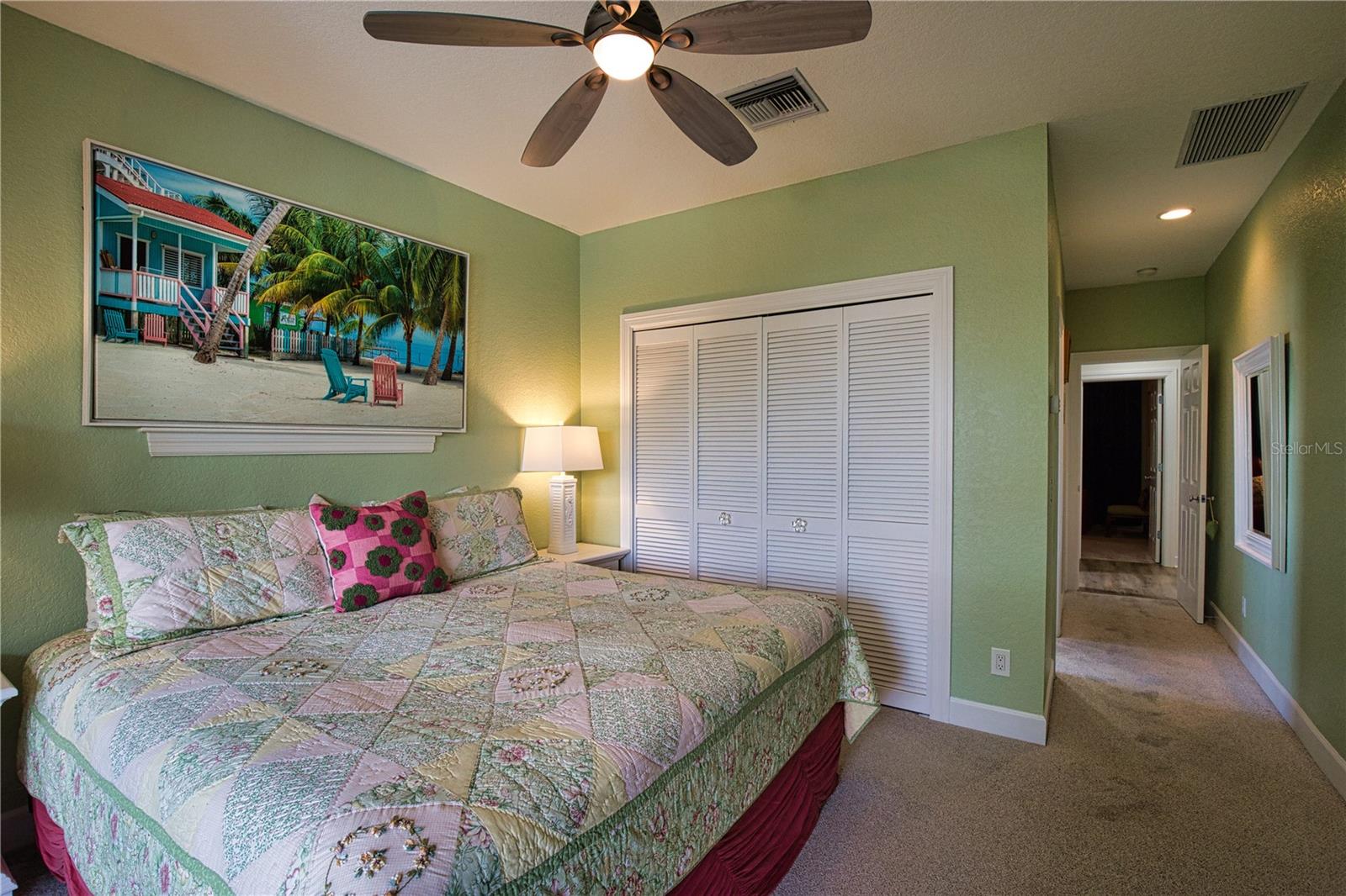 10110 CREEKSIDE DR
