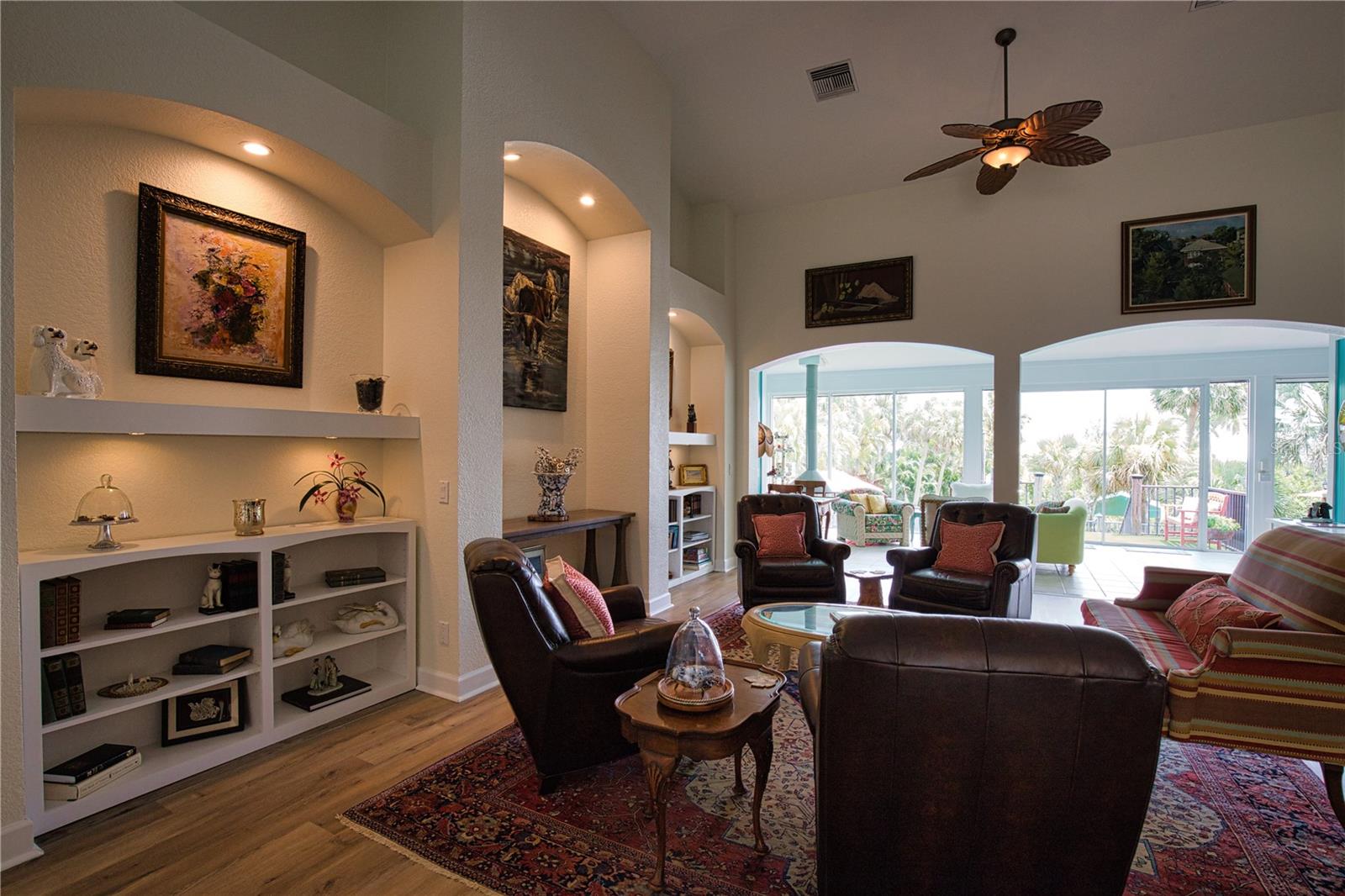 10110 CREEKSIDE DR