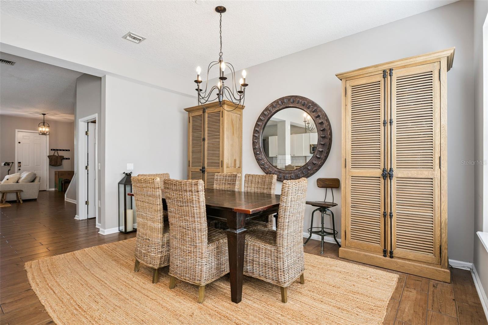 323 CELEBRATION BLVD