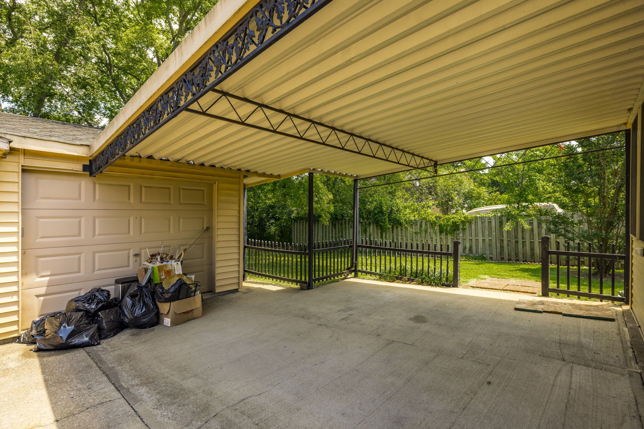 204 Wessington Pl