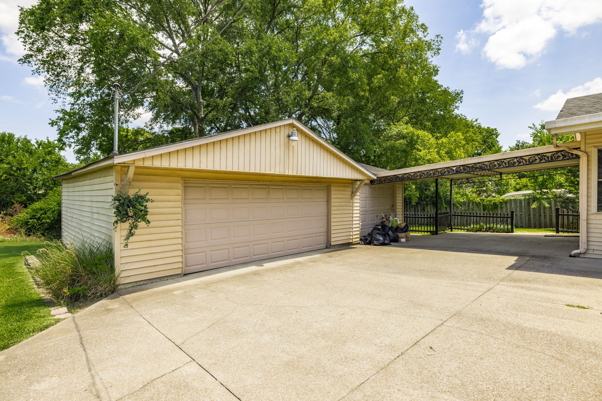 204 Wessington Pl