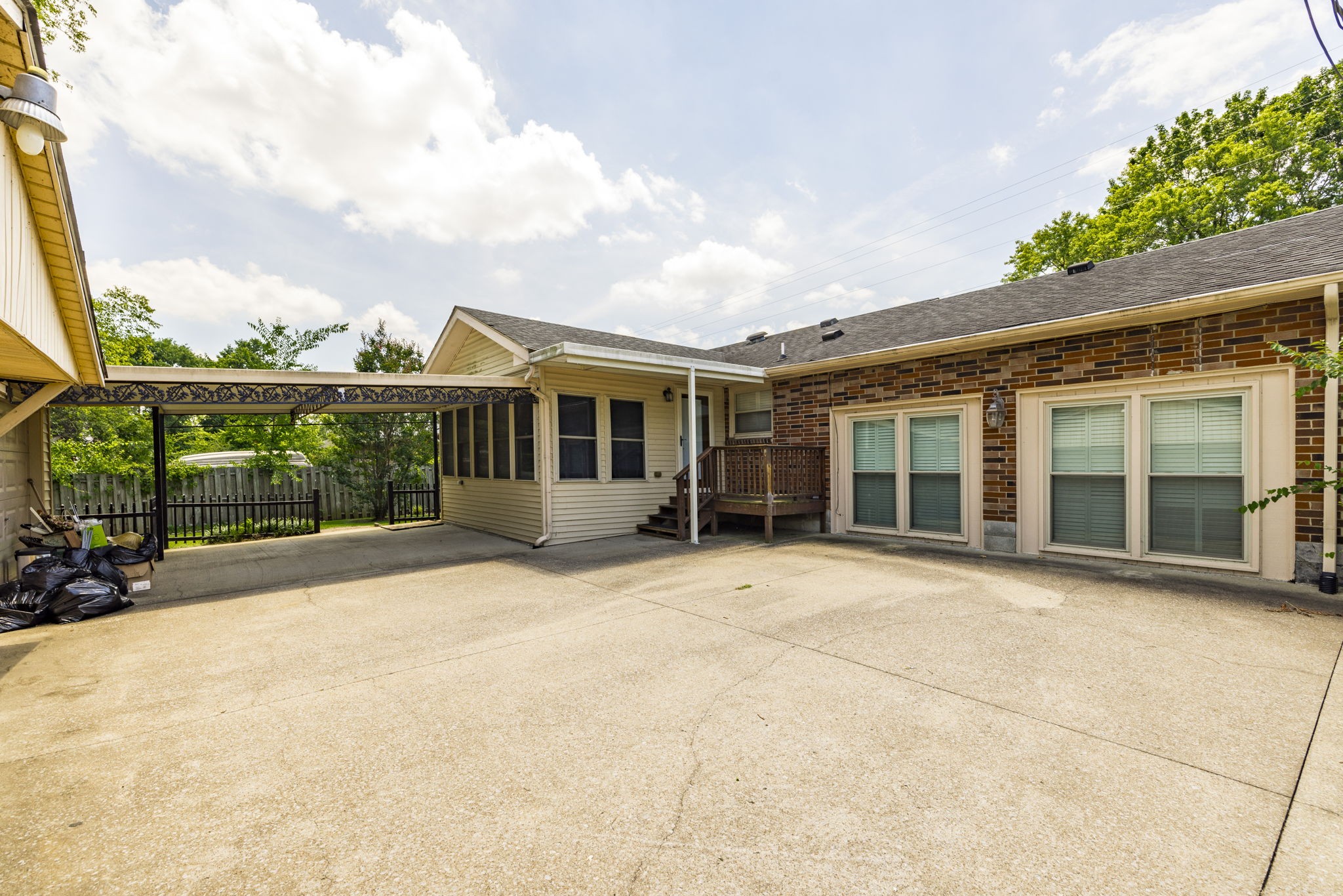 204 Wessington Pl