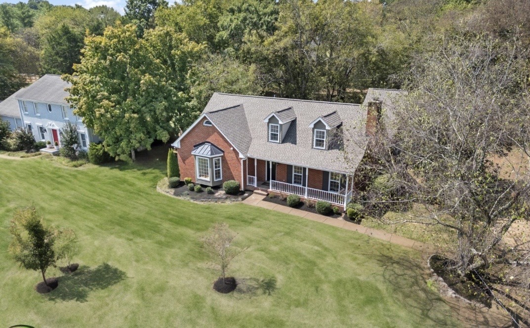 6625 N Creekwood Dr