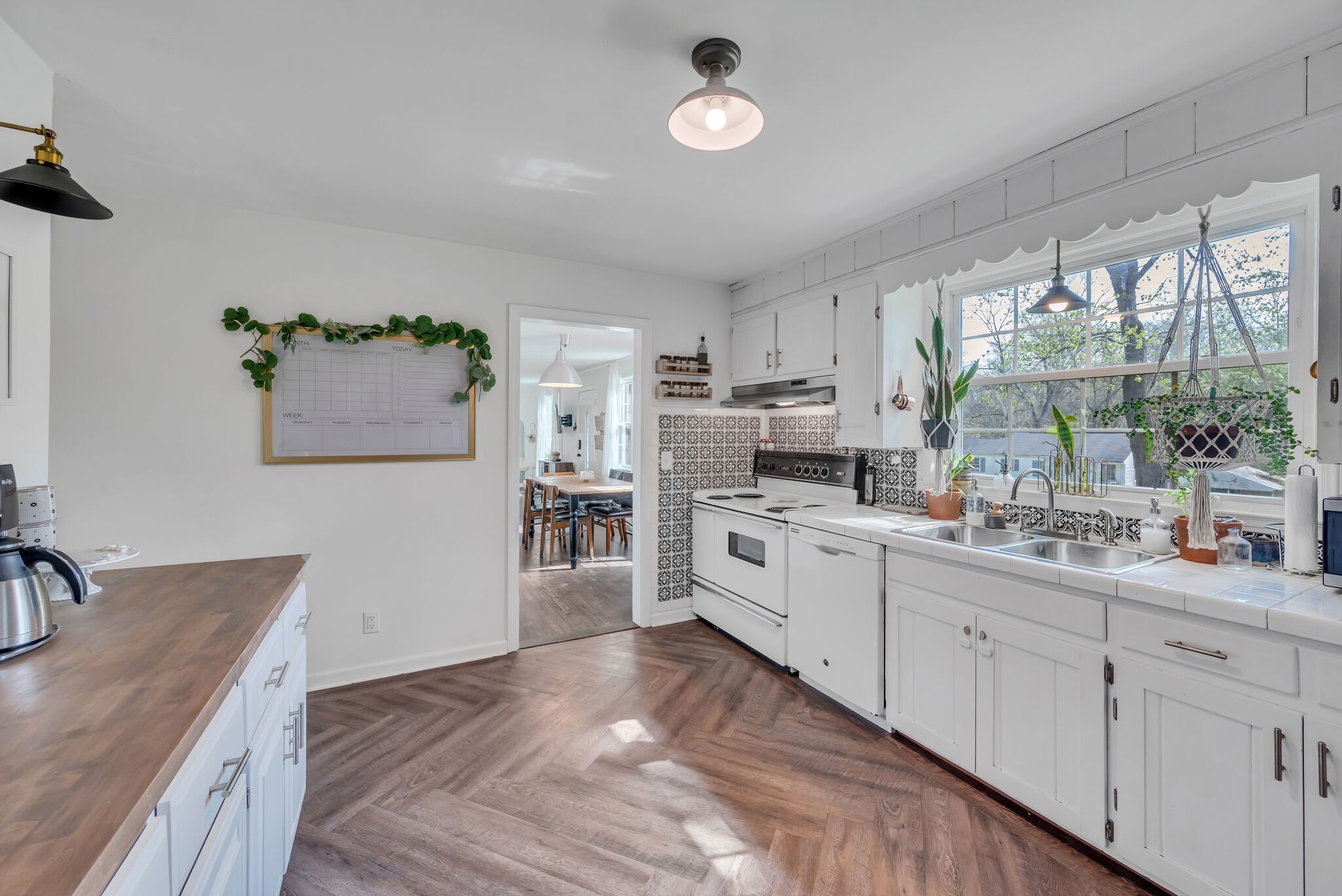 228 Graylynn Dr