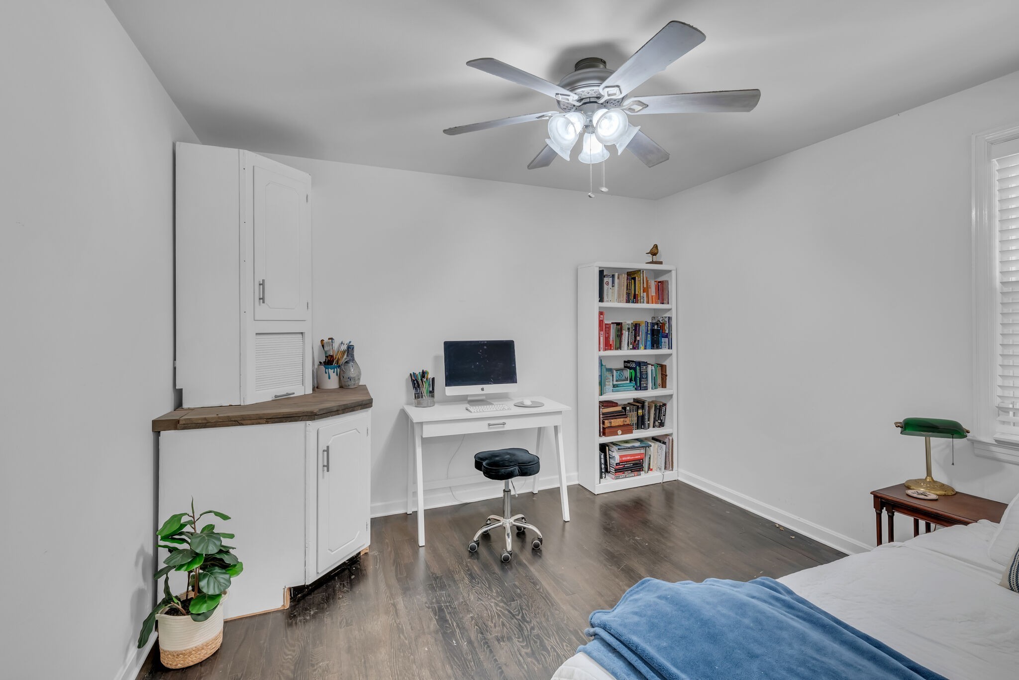 228 Graylynn Dr