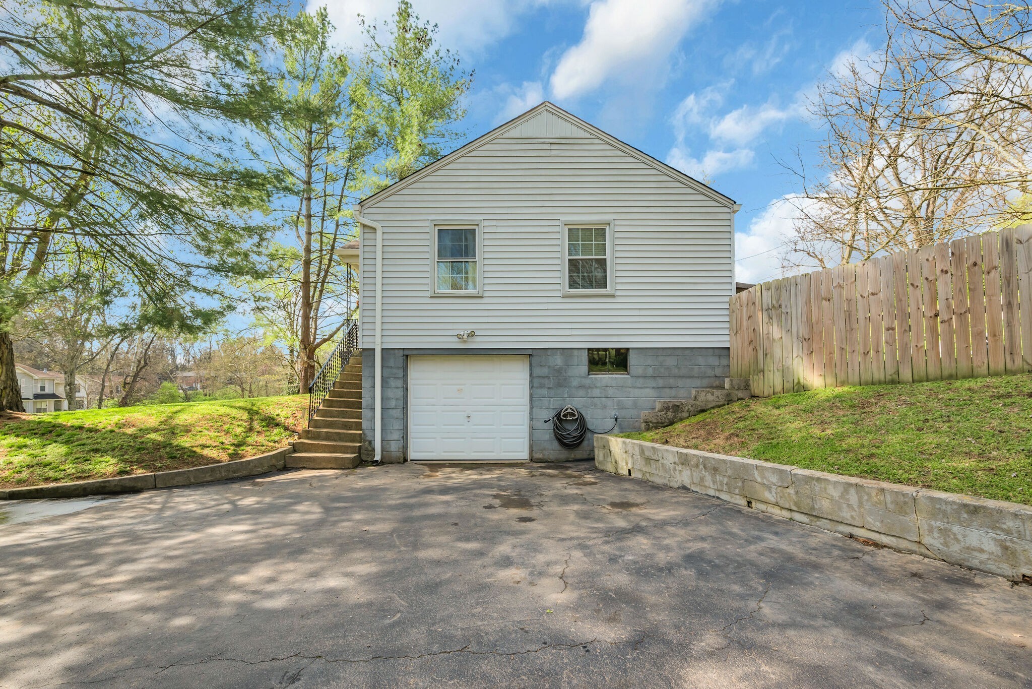 228 Graylynn Dr