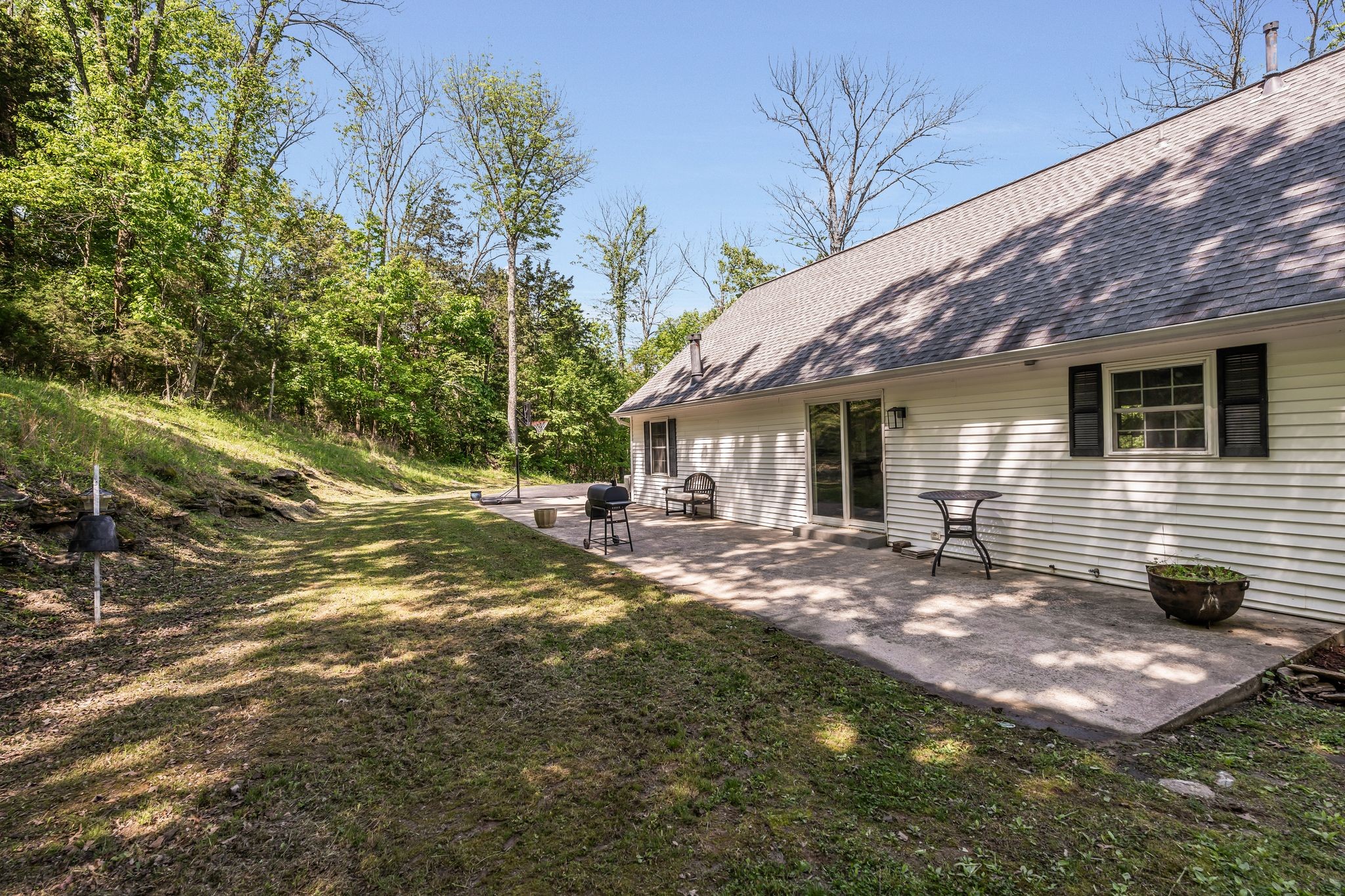 1780 Warren Hollow Rd