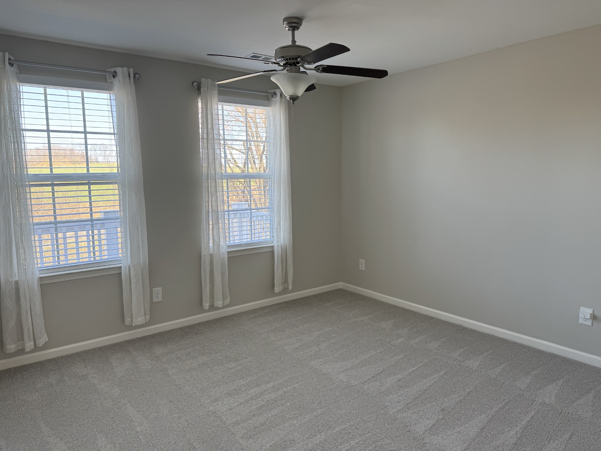 210 Oldbury Ln